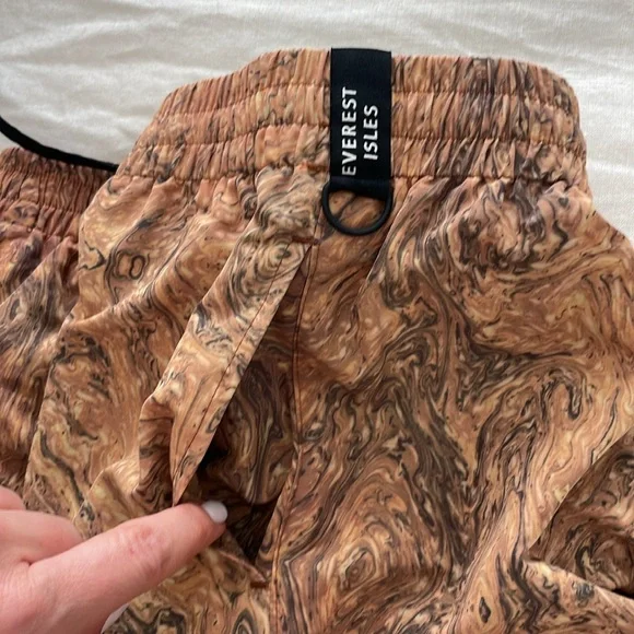 Everest Isles Luxury Swim Trunks – Marble PrintBrown & OrangeMen’s Medium